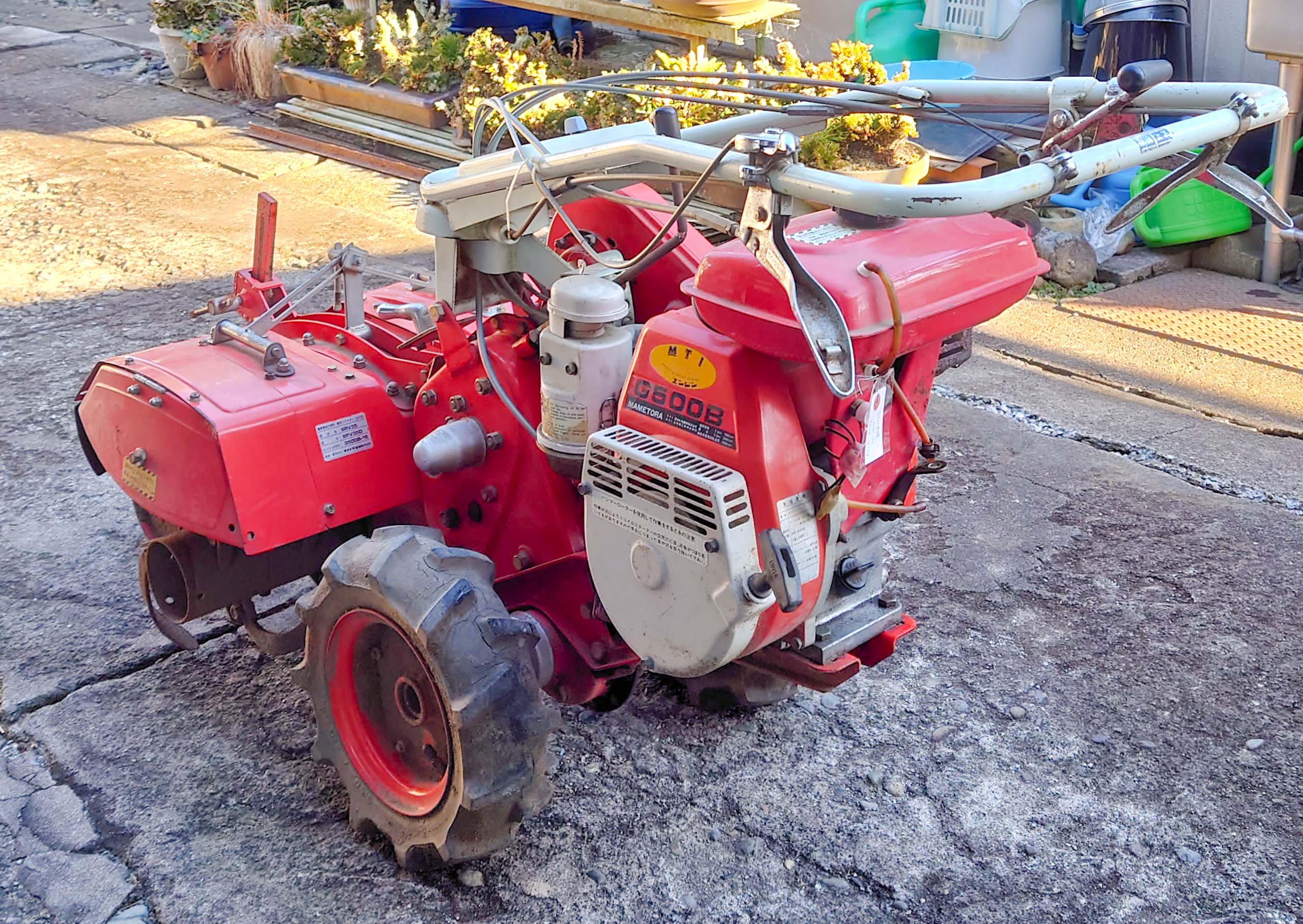 マメトラ農機株式会社のSRV35D